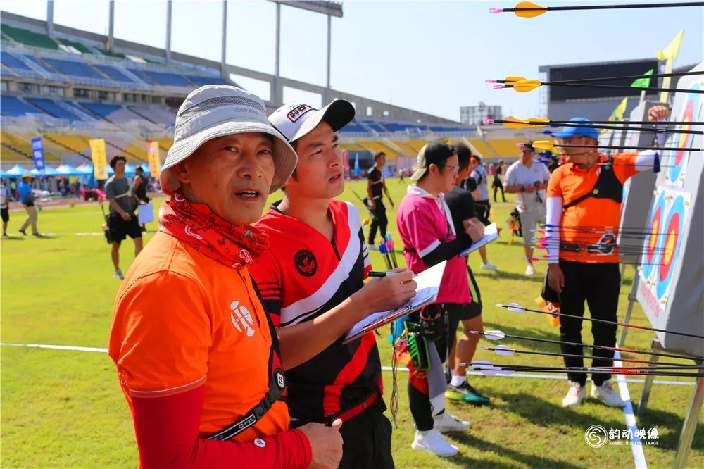 包含新晋射手王应战，双方展开激烈角逐！的词条