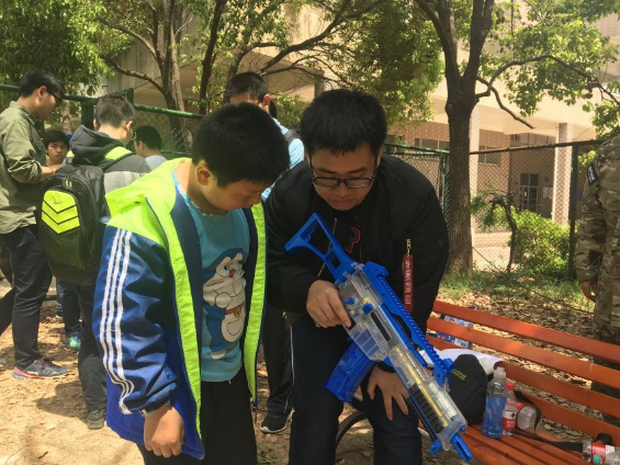 精心策划的战术在比赛中展现出明显效果