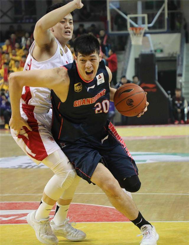 湖北男篮主教练喜获胜，球队状态连胜