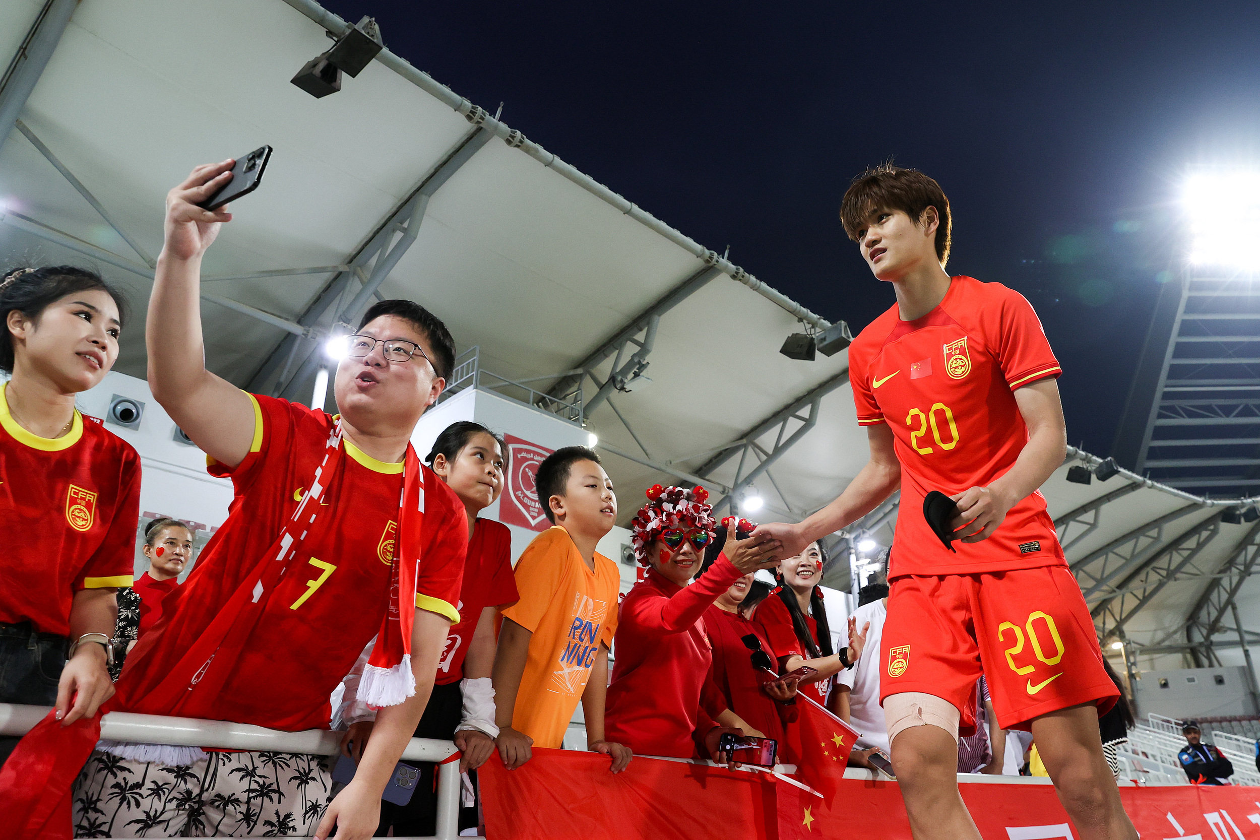 国家队备战世界杯，实力强大优势明显