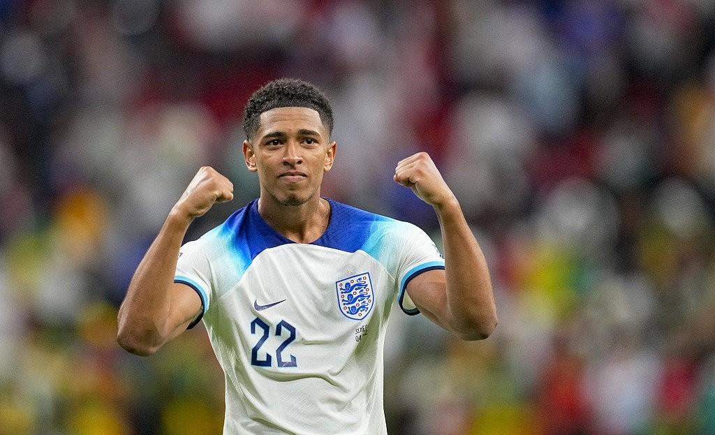 英格兰队再战欧洲杯，士气高涨备战半决赛的简单介绍